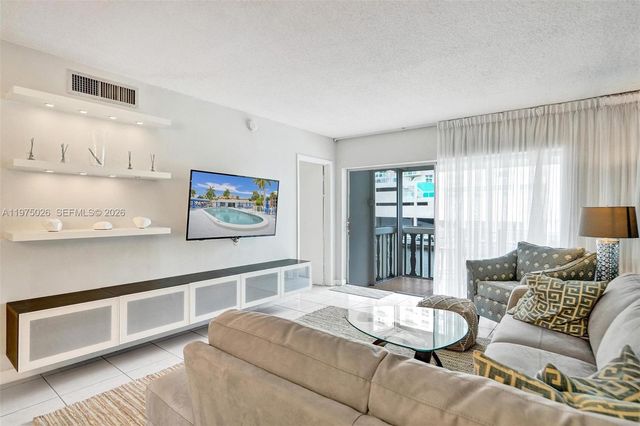 450 Paradise Isle Blvd 204, Hallandale Beach, FL 33009