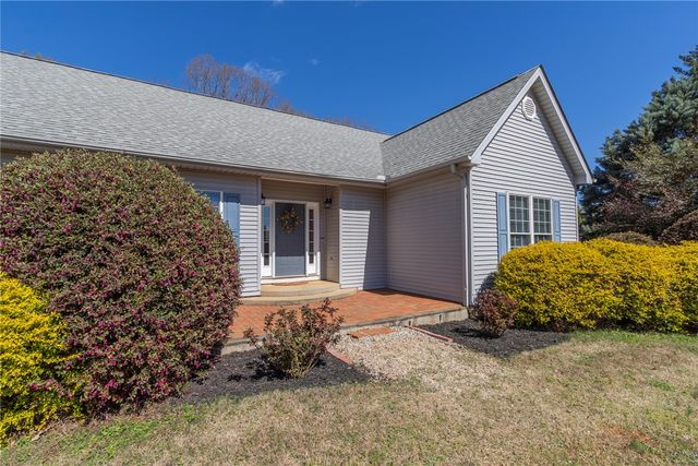 108 Pearman Drive, Pendleton, SC 29670