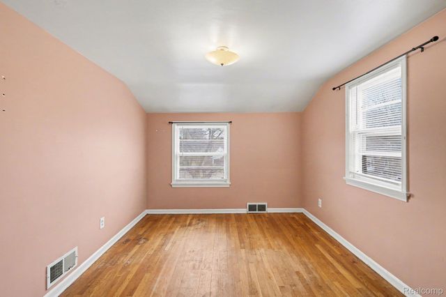 1530 Monteray Street, Flint, MI 48503