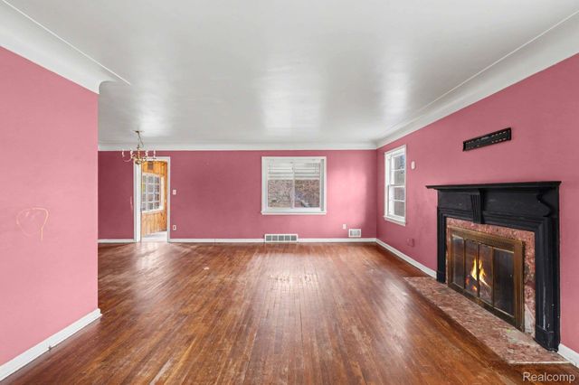 1530 Monteray Street, Flint, MI 48503