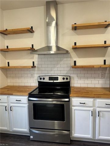 2025 English AVE, Chesapeake, VA 23320