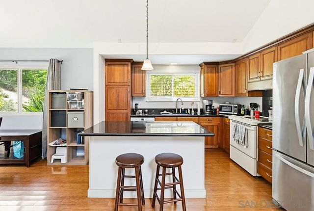 4268 Caminito Pintoresco, San Diego, CA 92108