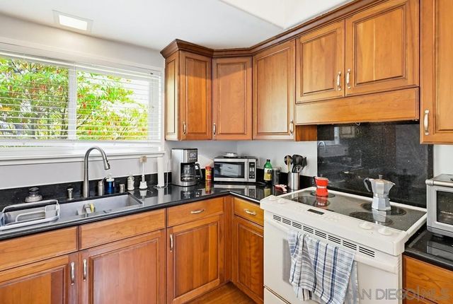 4268 Caminito Pintoresco, San Diego, CA 92108