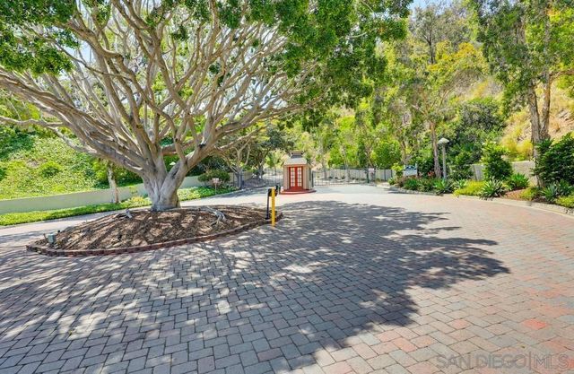 4268 Caminito Pintoresco, San Diego, CA 92108