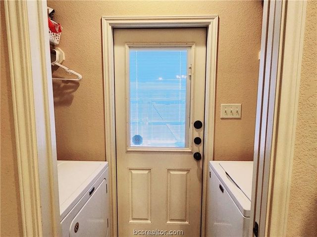 324 Newcomb Lane, College Station, TX 77845