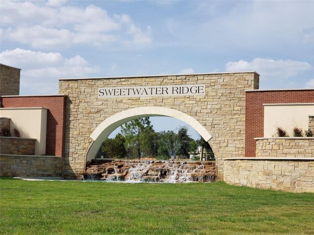 16129 Sugar Falls Drive, Conroe, TX 77303