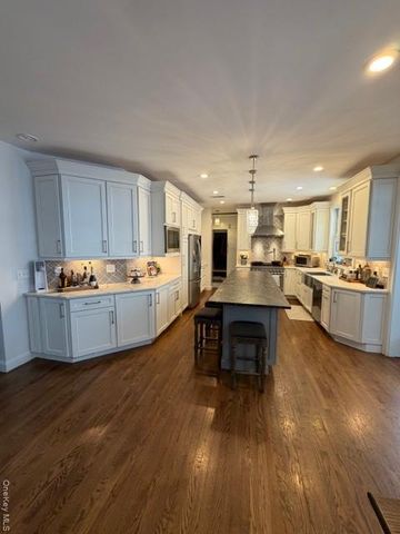 132 Spy Glass Hill, Hopewell Junction, NY 12533