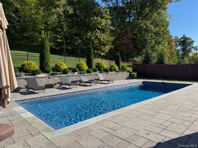 132 Spy Glass Hill, Hopewell Junction, NY 12533