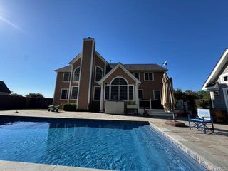 132 Spy Glass Hill, Hopewell Junction, NY 12533