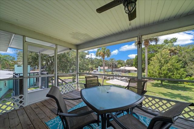 11275 W POOL COURT, Crystal River, FL 34429
