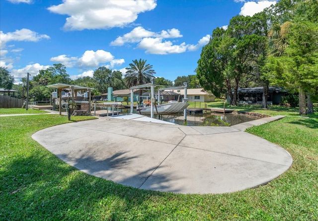 11275 W POOL COURT, Crystal River, FL 34429