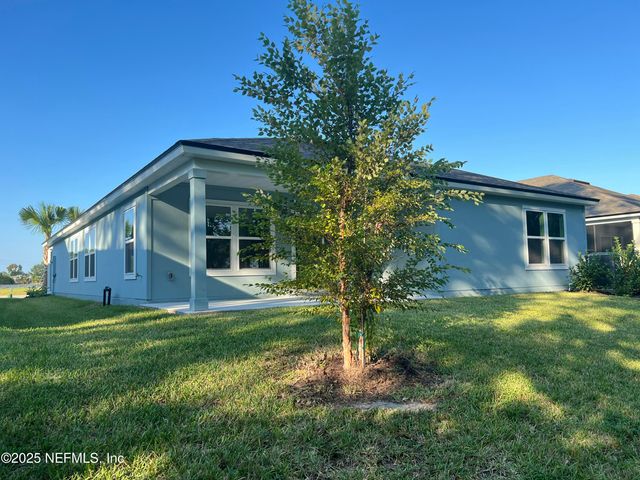 105 GREEN Circle, Palm Coast, FL 32164