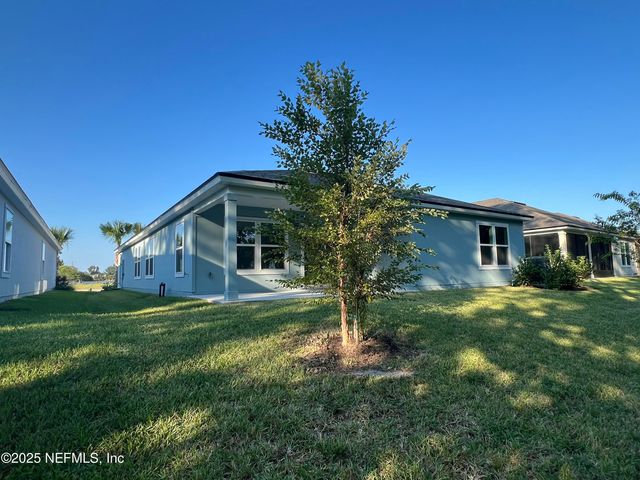 105 GREEN Circle, Palm Coast, FL 32164