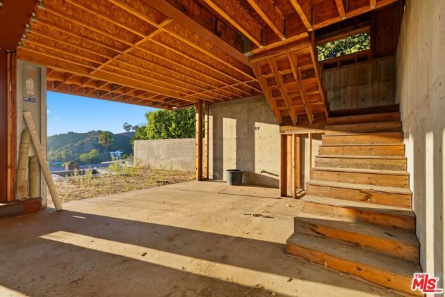 2453 Creston Way, Los Angeles, CA 90068