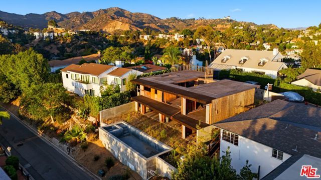 2453 Creston Way, Los Angeles, CA 90068