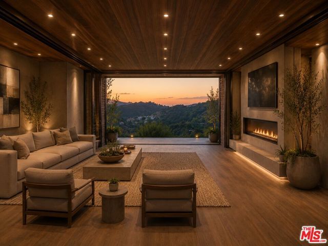 2453 Creston Way, Los Angeles, CA 90068