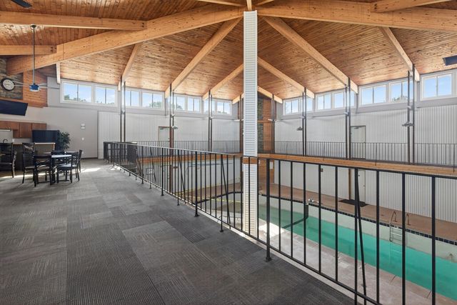 2005 E 122nd Street A7, Burnsville, MN 55337