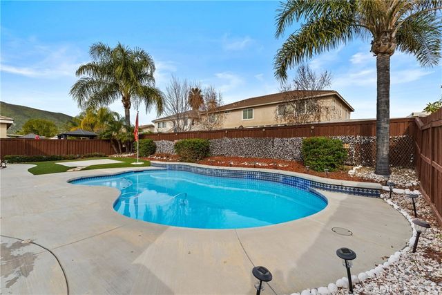 29380 Lake Hills, Menifee, CA 92585