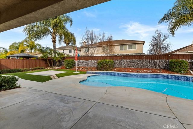 29380 Lake Hills, Menifee, CA 92585