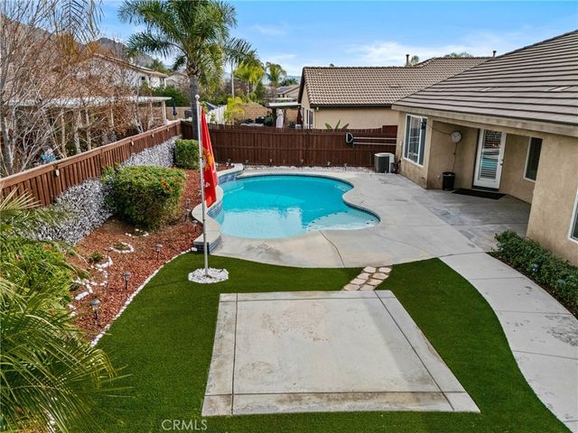 29380 Lake Hills, Menifee, CA 92585