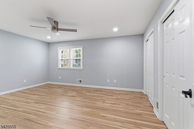 87 Hampshire Dr, Mendham Boro, NJ 07945