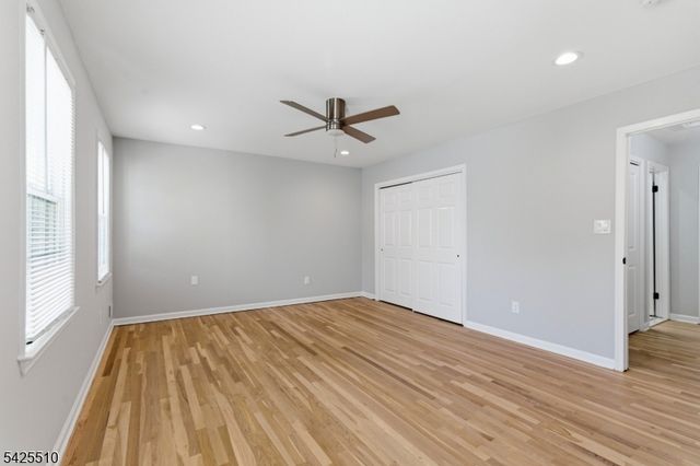 87 Hampshire Dr, Mendham Boro, NJ 07945