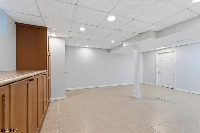 87 Hampshire Dr, Mendham Boro, NJ 07945