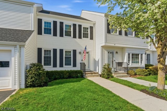 87 Hampshire Dr, Mendham Boro, NJ 07945