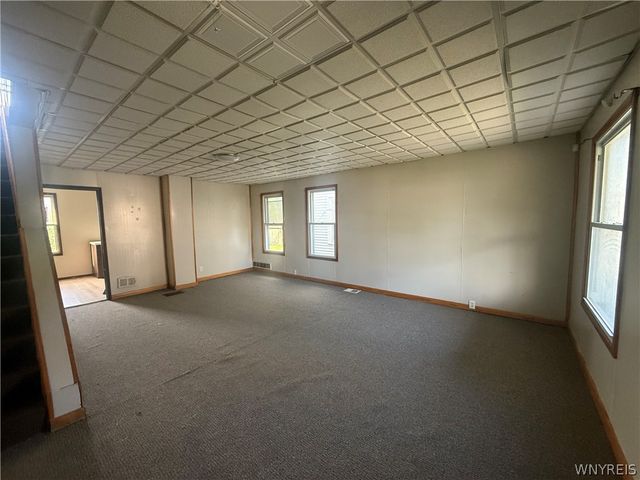 2217 La Salle Avenue, Niagara Falls, NY 14301