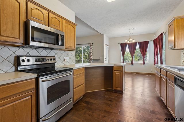 7108 S 183rd Street, Omaha, NE 68136