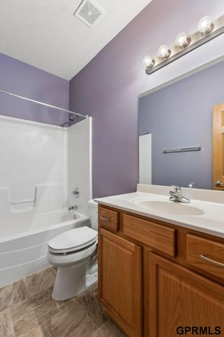 7108 S 183rd Street, Omaha, NE 68136