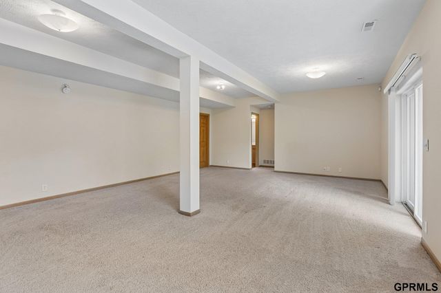 7108 S 183rd Street, Omaha, NE 68136
