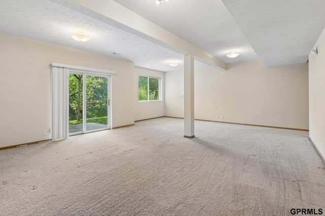 7108 S 183rd Street, Omaha, NE 68136