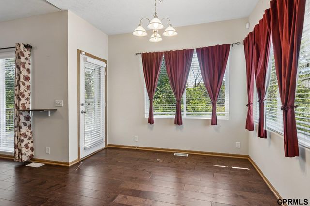 7108 S 183rd Street, Omaha, NE 68136