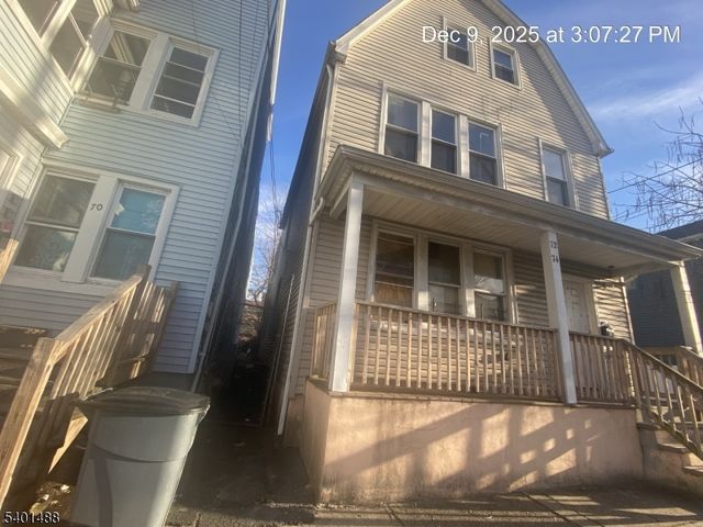 72 Willoughby St 2, Newark City, NJ 07112
