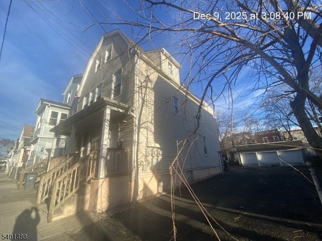 72 Willoughby St 2, Newark City, NJ 07112