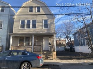 72 Willoughby St 2, Newark City, NJ 07112
