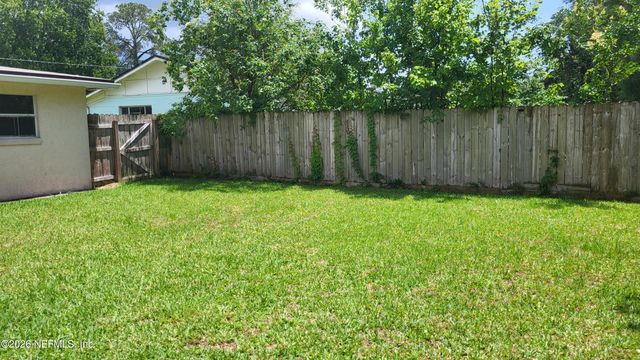 2222 SHULL Drive, Jacksonville, FL 32216