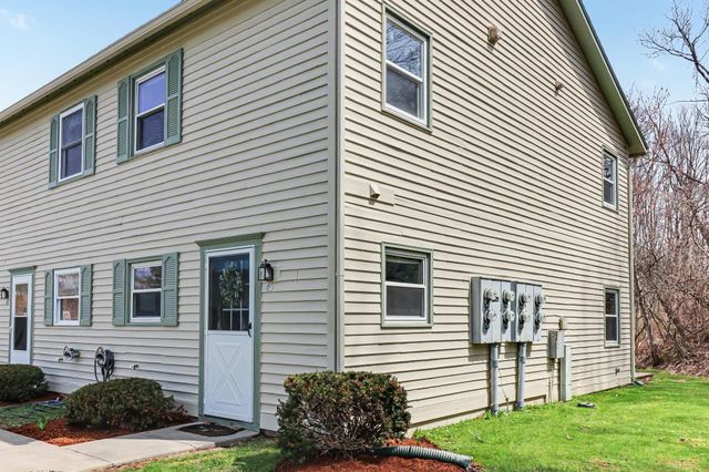 45 Densmore Drive, Essex Junction, VT 05452