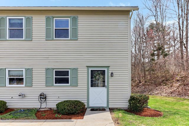 45 Densmore Drive, Essex Junction, VT 05452