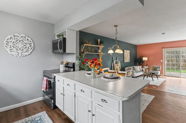 45 Densmore Drive, Essex Junction, VT 05452