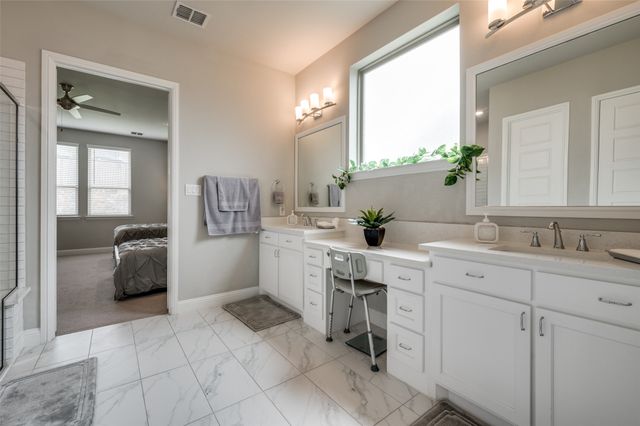 9767 Maple Hill Lane, Frisco, TX 75035