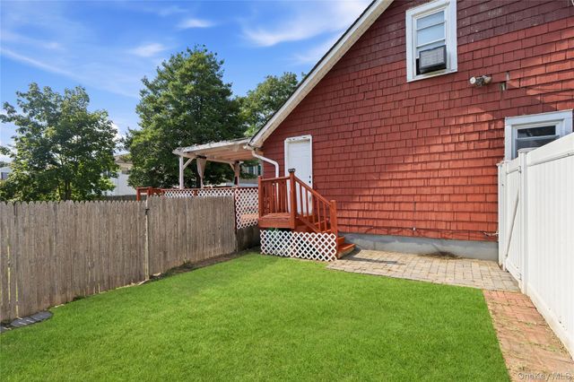 278 Ferndale Boulevard, Islip, NY 11751