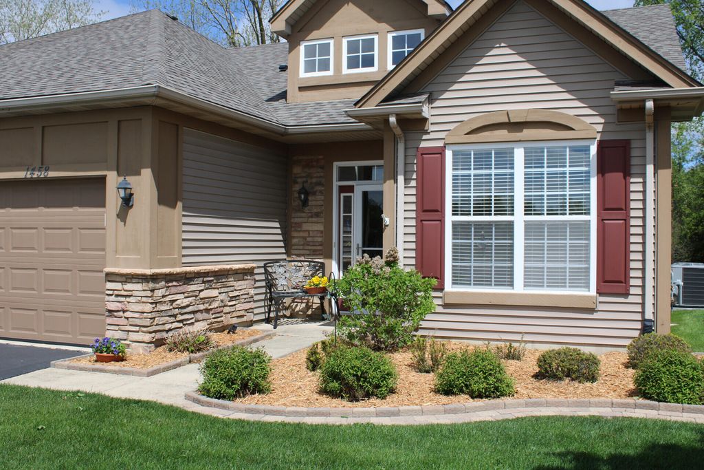 1458 Mackinaw Place, Schererville, IN 46375