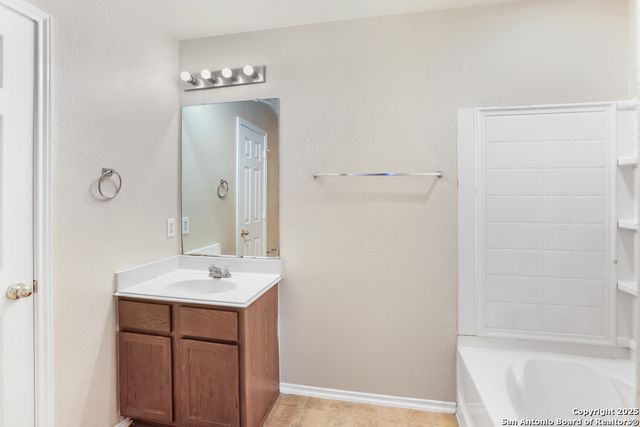 2619 Gato Del Sol, San Antonio, TX 78245