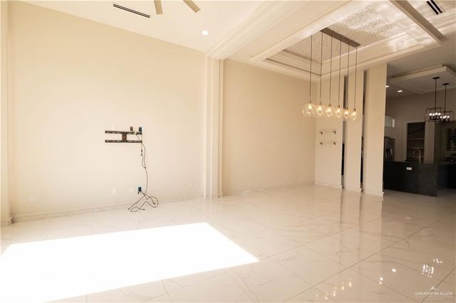 3808 Wisteria Avenue, Mcallen, TX 78504