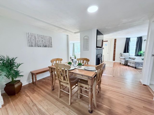 975 S Main St, Bellingham, MA 02019