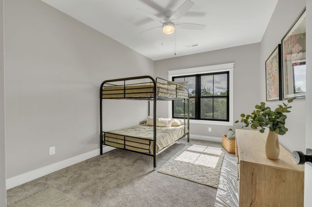 1417 Doc Johns Blvd, Murfreesboro, TN 37128