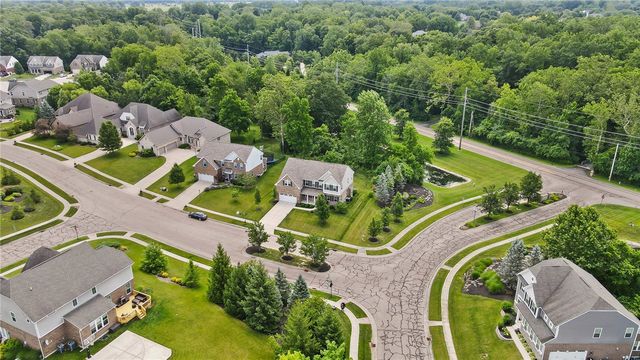 2500 Saint Anne Way, Dayton, OH 45458