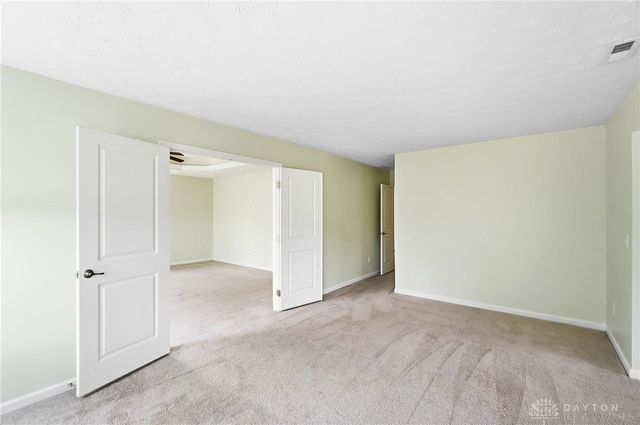 2500 Saint Anne Way, Dayton, OH 45458